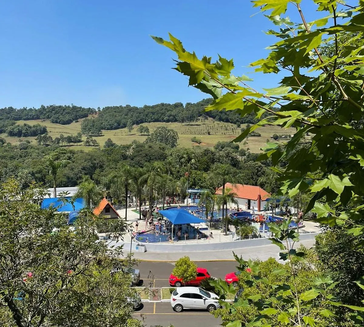 Apto Lirio Do Vale - 3 Quartos -Apto Espacoso Com Varanda E Vista Para O Vale - Ao Lado Do Parque Termal! Piratuba 0*,